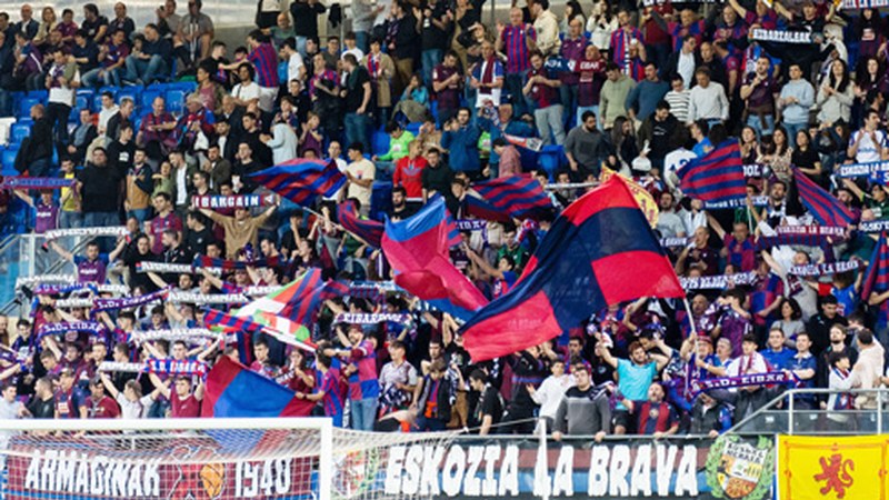 Atzo jarri ziren salgai Sportingen aurkako partidurako sarrerak