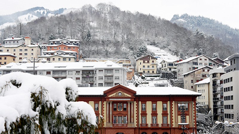 Atzoko elurtearen argazkiak gure MEDIATEKAN ikusgai jarri ditugu