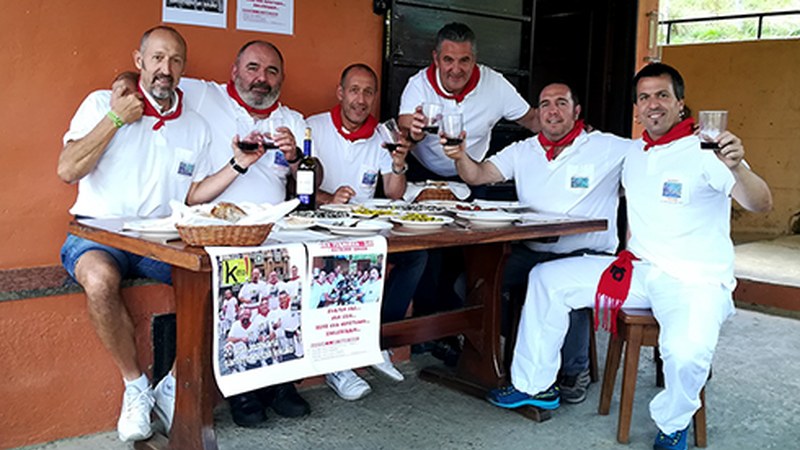 Aurtengo Sanferminak Asola Berri elkartean ospatu dituzte