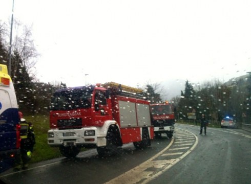 Auto bat errepidetik irten da bariantean