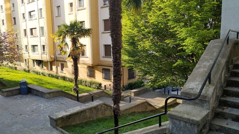 Auzoko abesbatzan parte partzeko deialdia egin dute Ipurua Merkatu Plazatik