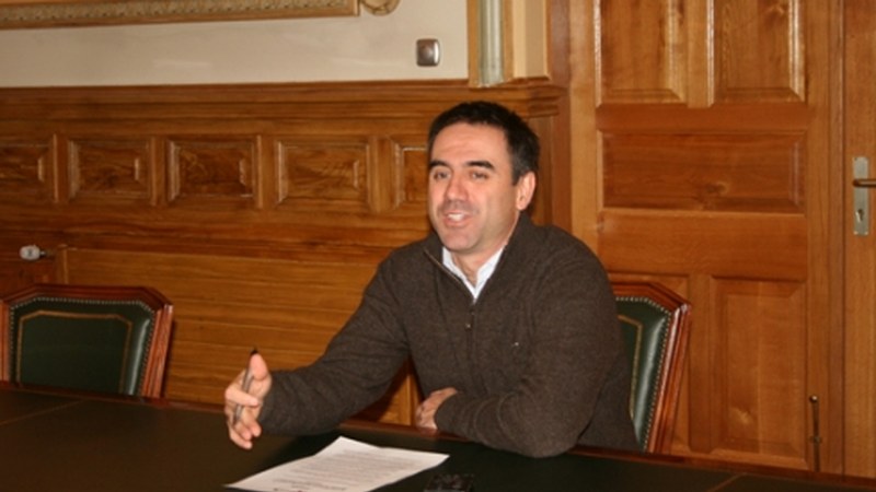 Auzorik auzo egindako bileren aktak eskuragarri ipini dituzte