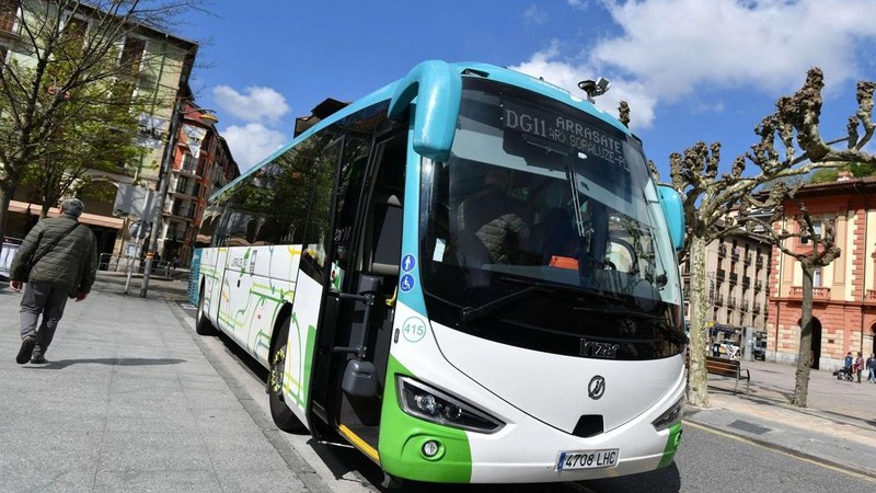 Avanza autobus enpresako langileak greban daude