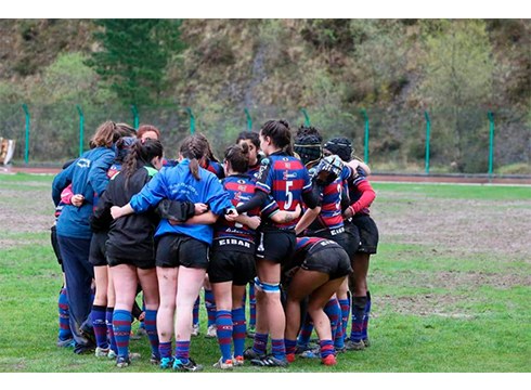 Avia Eibar Rugbyko emakumezkoak historiako partidarik garrantzitsuenaren aurrean
