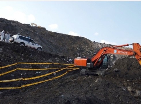 [AZKEN ORDUKOA] Automobil baten aztarnak aurkitu dituzte Zaldibarko zabortegian