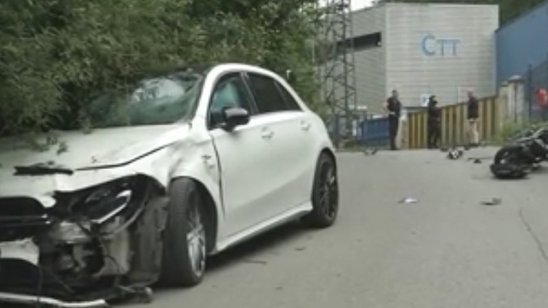 AZKEN ORDUKOA| Motorzale batek bizitza galdu du Olarreaga auzoan