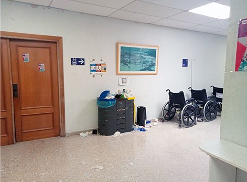 Azpikontratatutako garbitzaileak ia lau aste greban