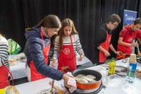 Bakailao kazola ederrak prestatu zituzten ikasleek zapatuan jokatutako lehiaketan