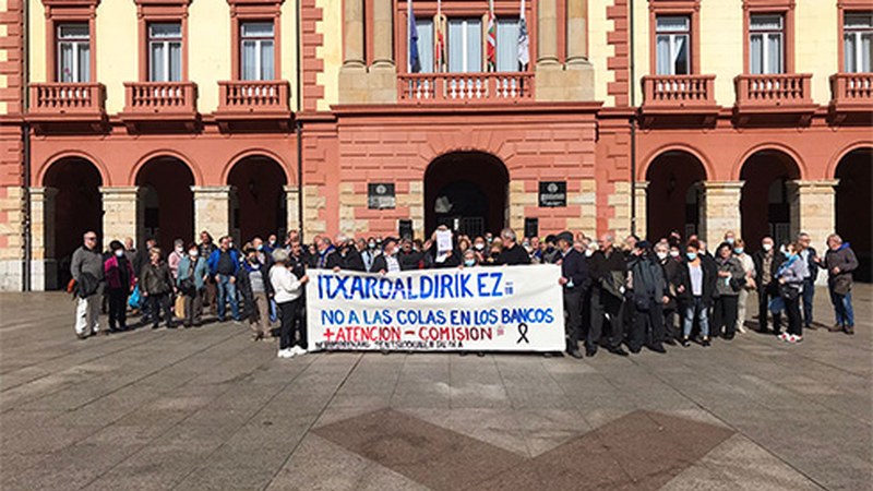 Banketxeei buruzko mozioa aurkeztu dute pentsiodunek Eibarko Udalean