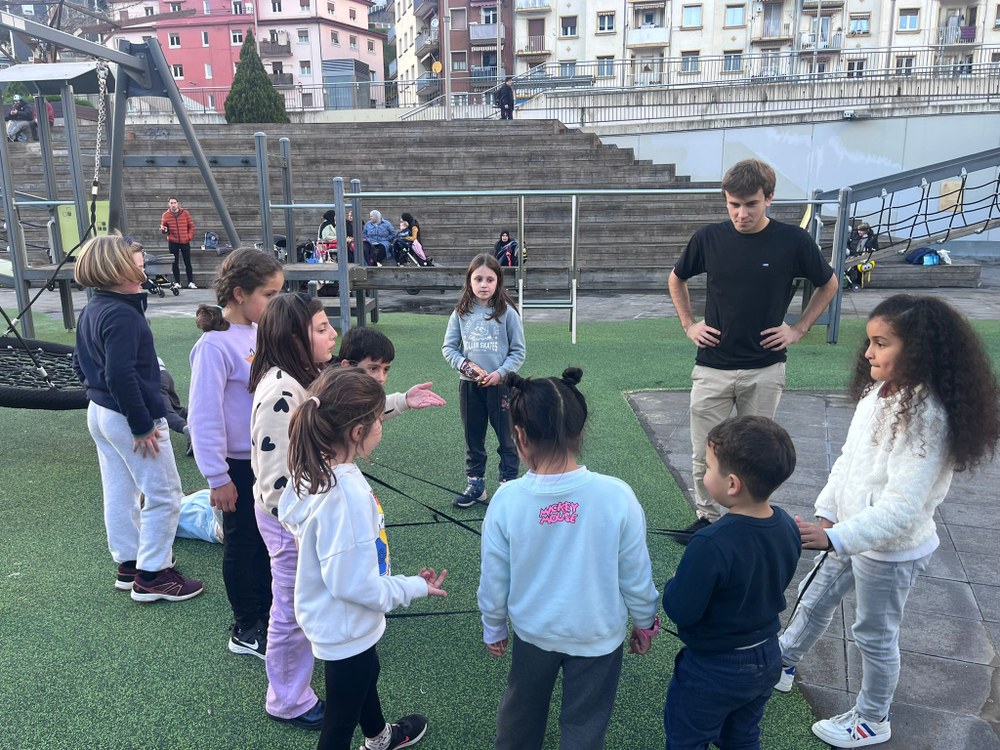 Barixakuak Jolasian ekimena apirilean itzuliko da herriko auzoetara