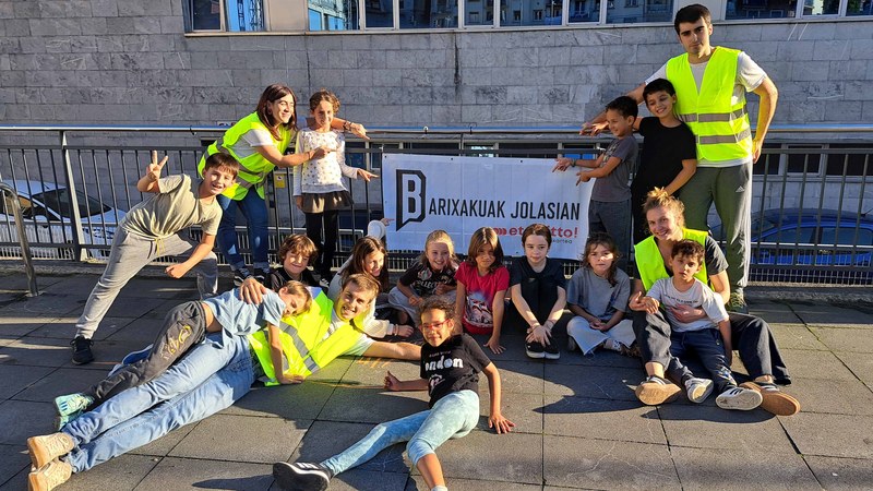 Barixakuak Jolasian ekimenak Torrekuako parkea girotu zuen