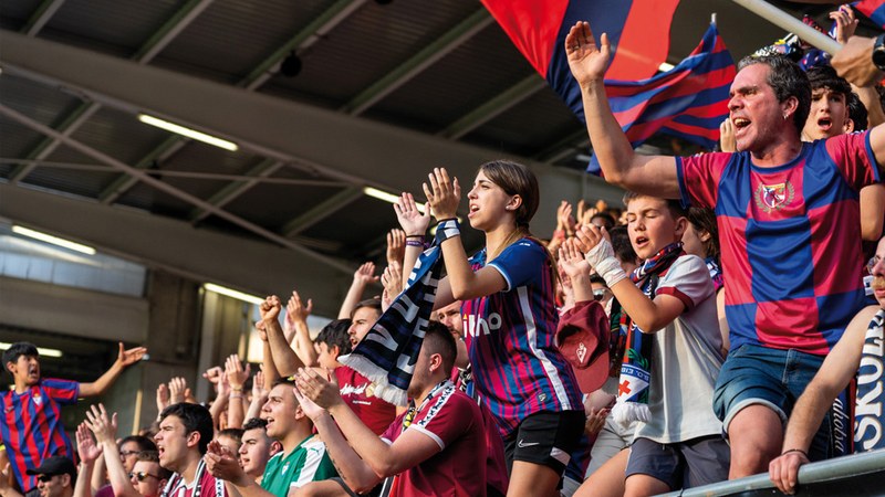 Barixakuan hasiko da opari berezien zozketa ...eta kitto! Euskara Elkarteko bazkideen artean