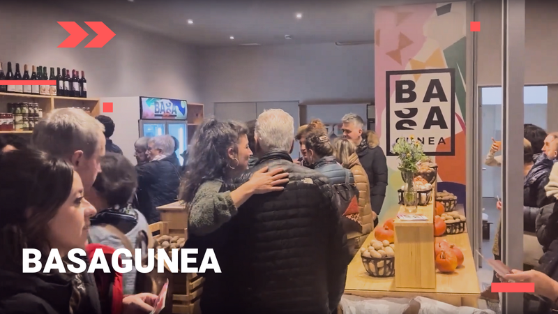 Basagunea inauguratu dute Errebal Plazan, kontsumo ekologiko eta hurbilerako gunea