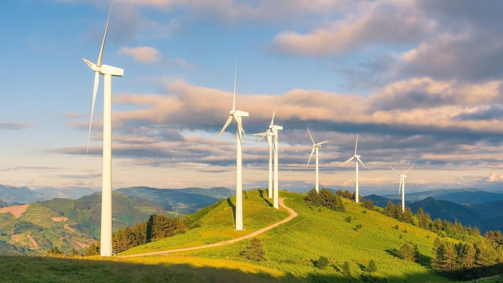 Basalgoko parke eolikoaren aurkako jarrera berretsi du Udalak