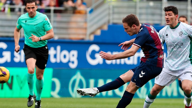 Bautista SD Eibarko 10 goleatzaile nagusienen artean