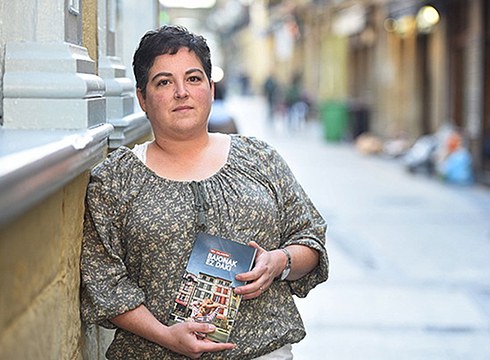 Bea Salaberrik "Baionak ez daki" liburuari buruz jardungo du gaurko Harixa Emoten literatur tertulian