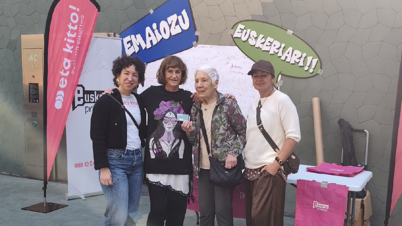 Begoña Basaurik irabazi du Euskeraz Primeran!-eko zozketako erosketa-txartela