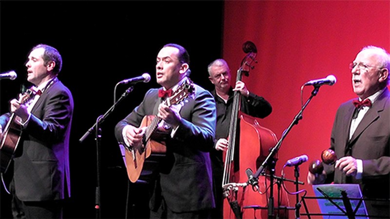 Belaunaldi ezberdinen doinua