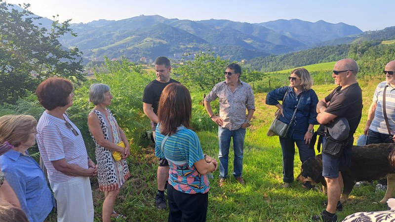 Lizagasar sagartokian agurtu dute ikasturtea berbalagunek