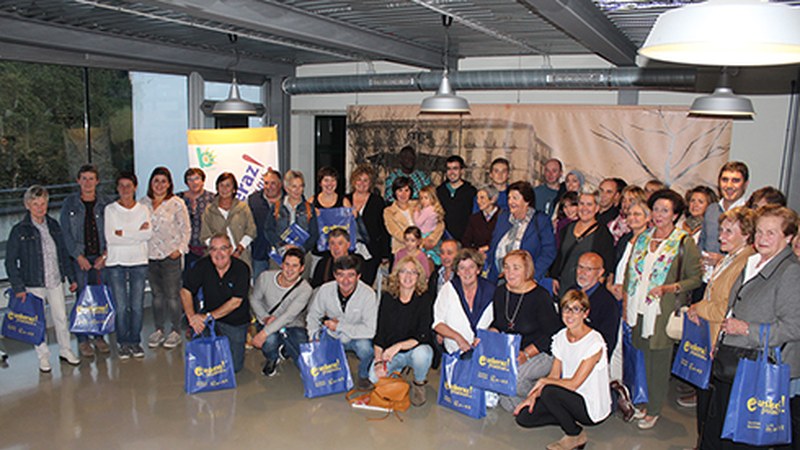 Berbetan eta Ongi Etorri Berbetan-era mintzapraktika eta elkarbizitzarako programak aurkeztu dituzte