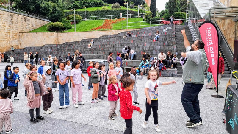 Berbetan Jaialdia bertan behera gelditu zen eguraldi txarragatik