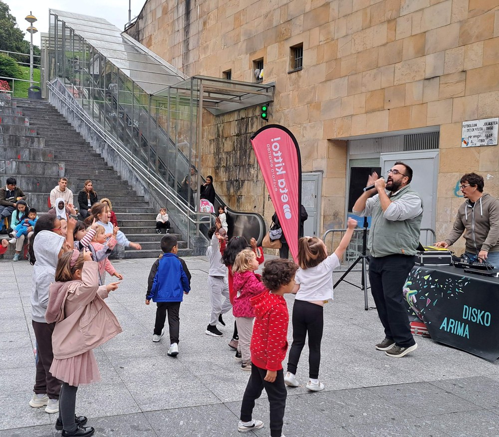 Berbetan Jaialdia hartuko du bihar arratsaldean Errebal Plazak