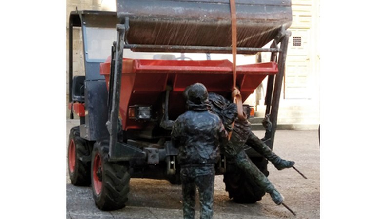Bere lekutik atera dute gaur San Andres Parrokiako "Sanblasita"