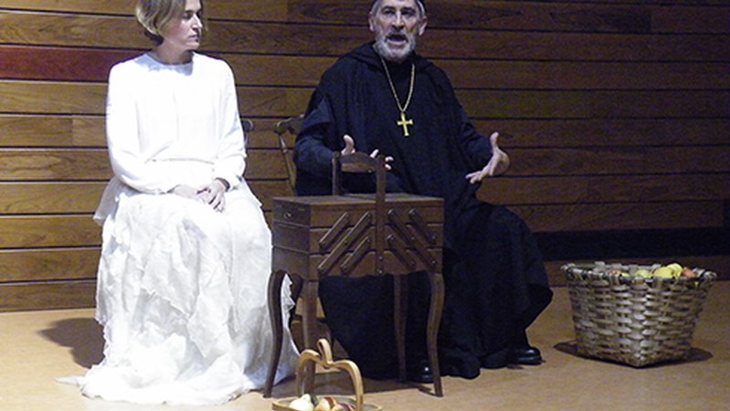 Bertan behera geratu da Bogoroditsie abesbatzak eskaini behar zuen "Herejia" ikuskizunaren emanaldia