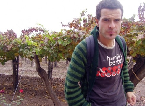 Bertso jaialdia baino askoz gehiago hartuko du Portaleak domekan