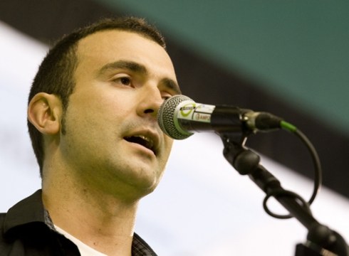 Bertso-saio musikatua barixaku gauean Txaltxa Zelaian