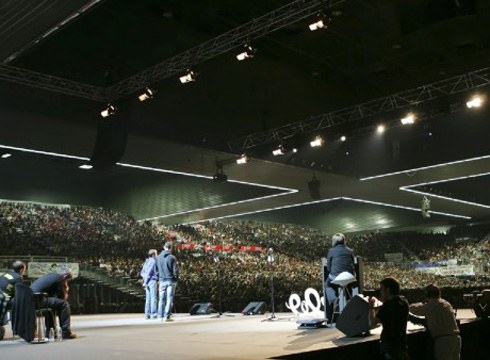 Bertso Txapelketa Nagusiko finalerako bi hilabeteren faltan, akabo sarrerak