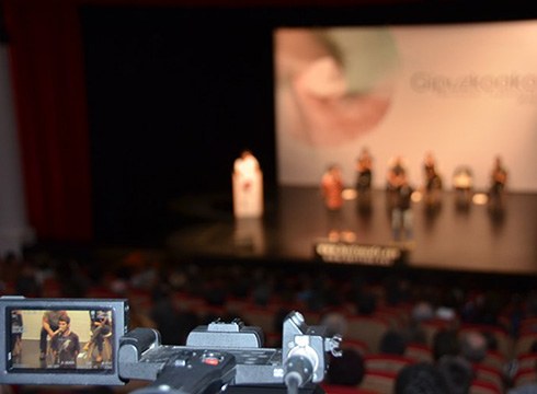 Gipuzkoako Bertsolari Txapelketako hirugarren final-laurdena jokatuko da bihar Coliseoan