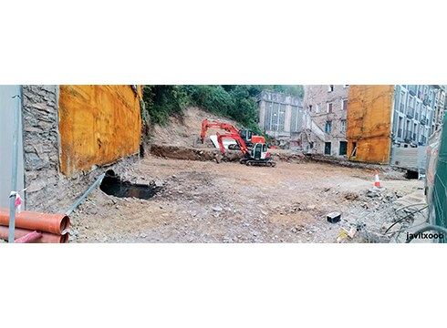 Bidebarrieta-Urkizu kanalean murgilduta