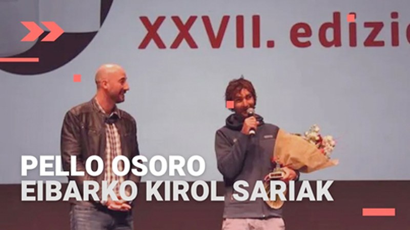 Pello Osororen hitzaldia Eibarko Kirol Sari Nagusia jasotzean