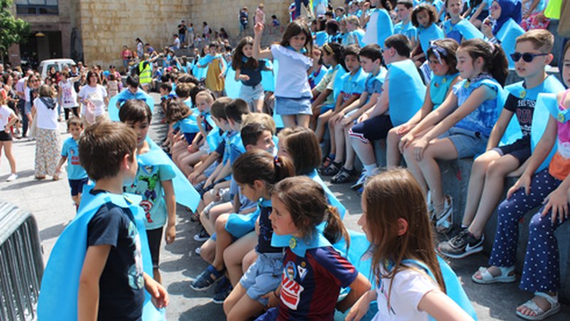 [BIDEOA] Super Akeek bete zuten giza katearen azkeneko maila Tantanez Tantan ekitaldian