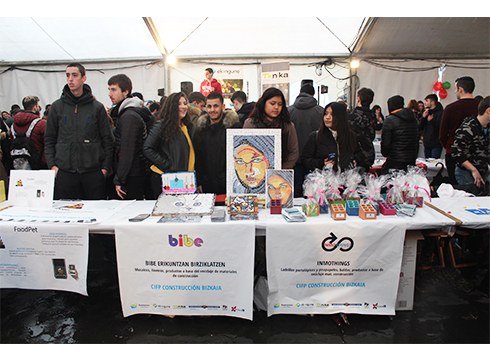 [BIDEOA] VII. Ikasenpresa Azoka egin zen atzo Eibarren