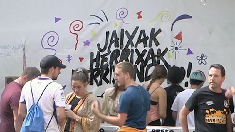 [BIDEOAK] Giro ederrarekin ospatu ditugu Arrateko Jaiak