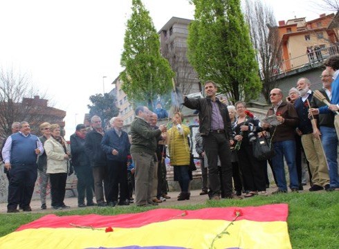 Bigarren Errepublikaren aldarrikapena gogoratuko dute alderdi sozialistakoek barixakuan