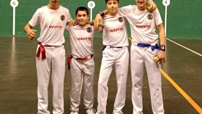 Bihar 19:00etan pilota jaialdia eta domekan 09:00etan paleta gomazkoa Astelena frontoian