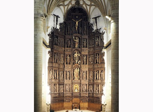 Bihar amaituko dituzte San Andres parrokiako erretaula nagusia zaharberritzeko lanak