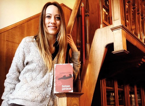 Bihar hasiko da ikasturtea “Idazlearekin Harixa Emoten” klubean Miren Gorrotxategi idazlearekin