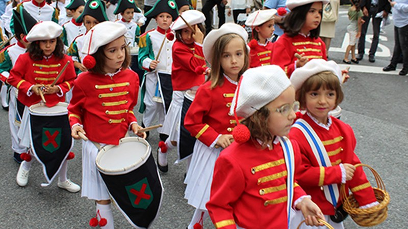 Bihar izango da danborradako jantziak entregatzeko azken eguna