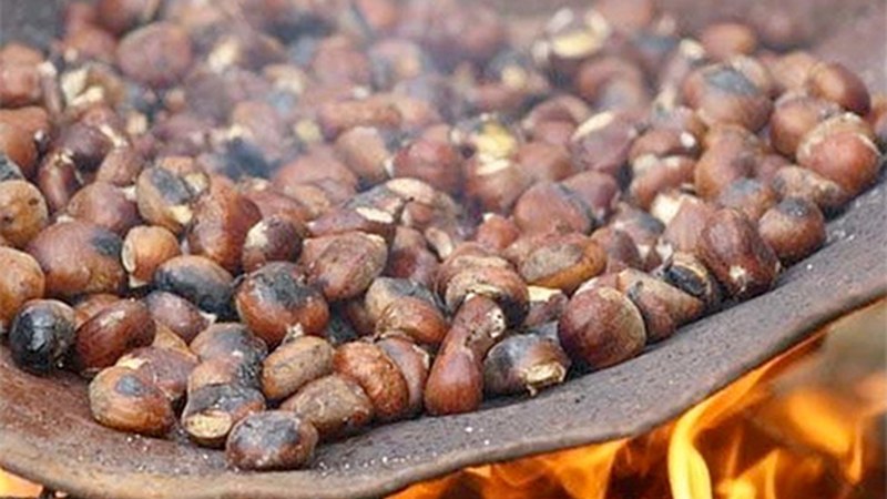 Bihar ospatuko dira magostoak Urkizun, As Burgas Galiziako Etxearen eskutik