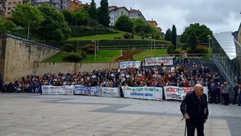 Bihar pentsio duin eta publikoen aldeko kontzentrazioa egingo da, 11:30ean Untzagan