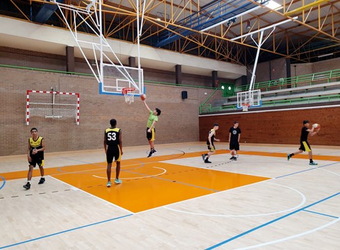 Bihar Saskibaloiaren Jaia hartuko du Ipurua kiroldegiak