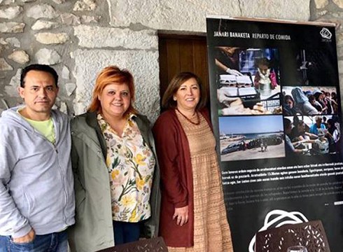 Bihar Untzagan egingo den tupper salmentarekin agurtuko dute Zaporeak proiektuari laguntzeko kanpaina