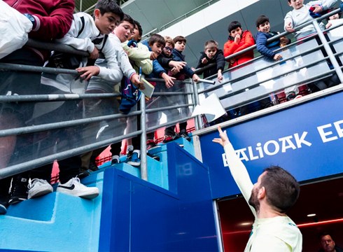 Biharko entrenamendua ateak zabalik izango da zaleentzat