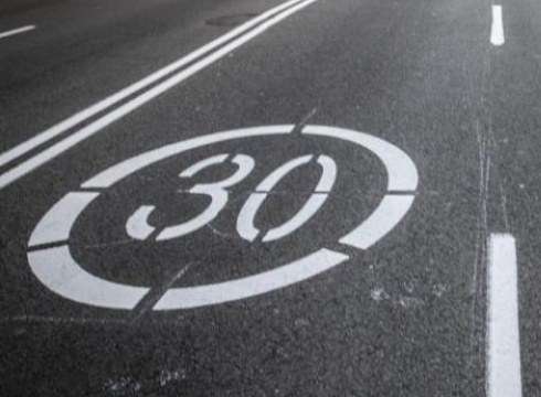 Bihartik aurrera herri barruko gehienezko abiadura 30 km/h-koa izango da