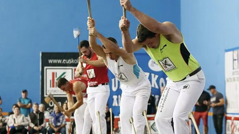 Bihurrik lan bikaina egin zuen atzo jokatutako “Izar Berriak” torneoaren finalean