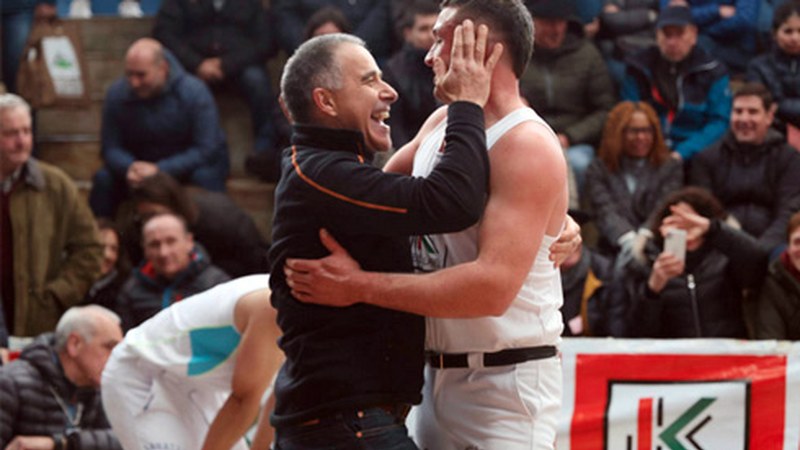 Bihurrik Urrezko Aizkolari Binakako Txapelketa irabazi zuen Basozabalekin bikotea eginez